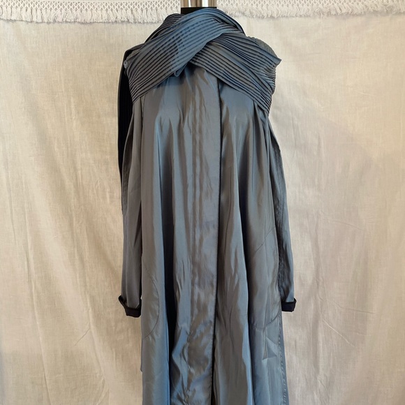 MYCRA PAC NOW reversible jacket w pleated scarf 1